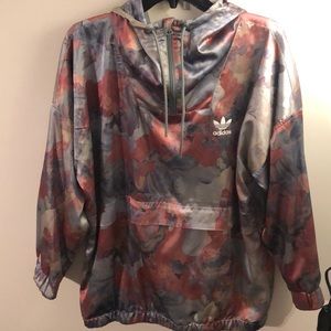Adidas pullover! Slightly worn!